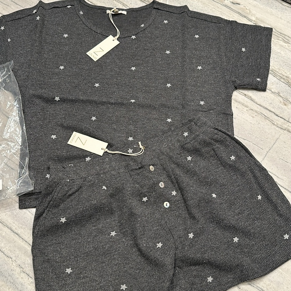 Z lounge cosy days tee and shorts new with tags size M